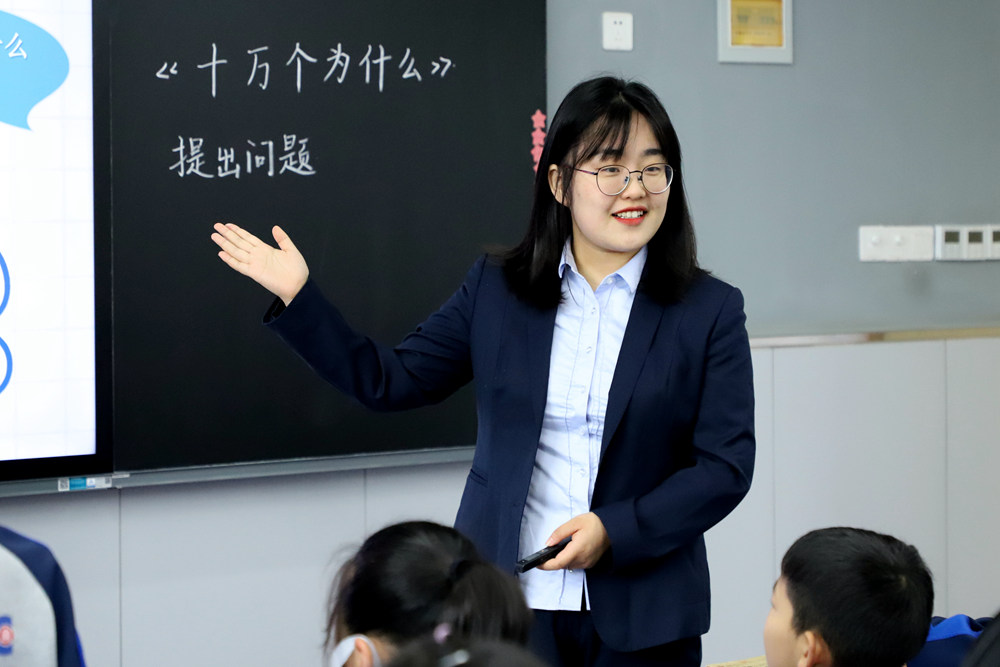 李慧芹2.JPG